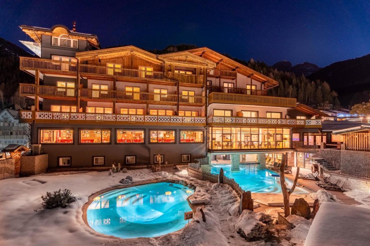 Croce Bianca Leisure & Spa Hotel Canazei Kültér fotó