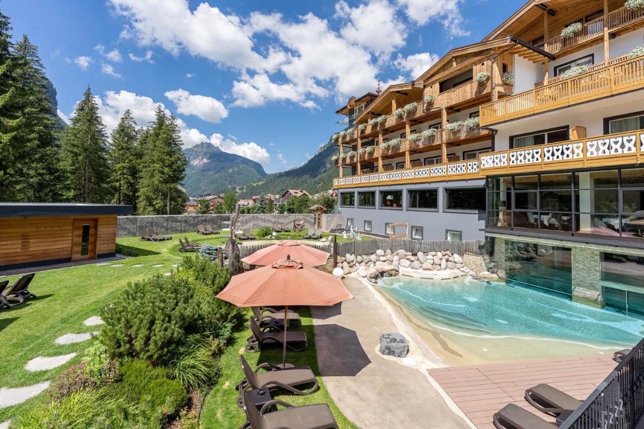 Croce Bianca Leisure & Spa Hotel Canazei Kültér fotó