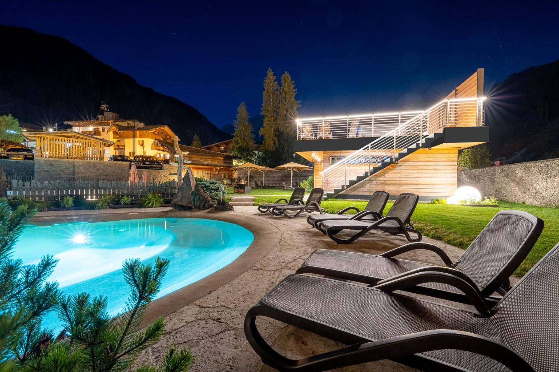 Croce Bianca Leisure & Spa Hotel Canazei Kültér fotó