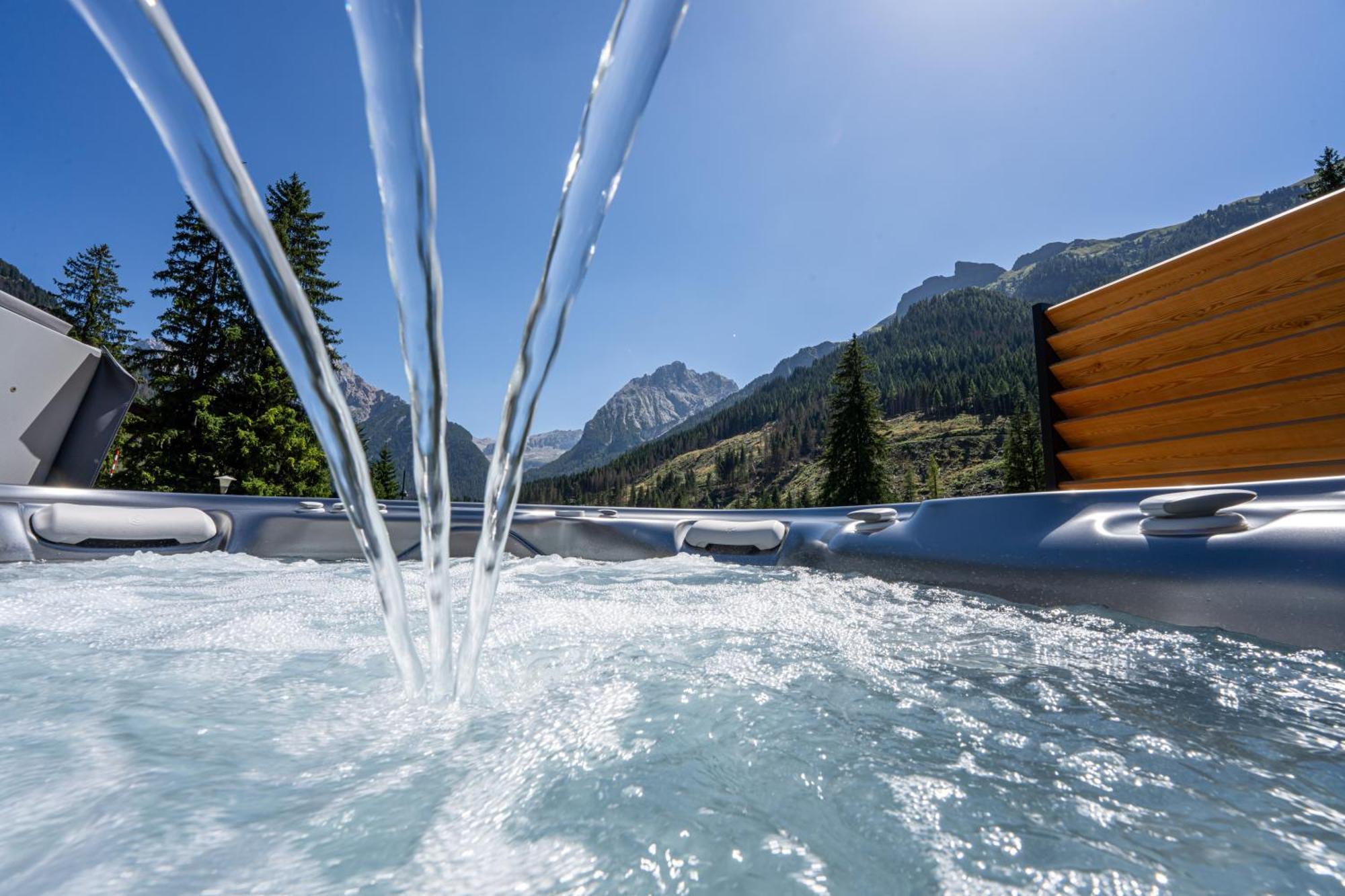 Croce Bianca Leisure & Spa Hotel Canazei Kültér fotó
