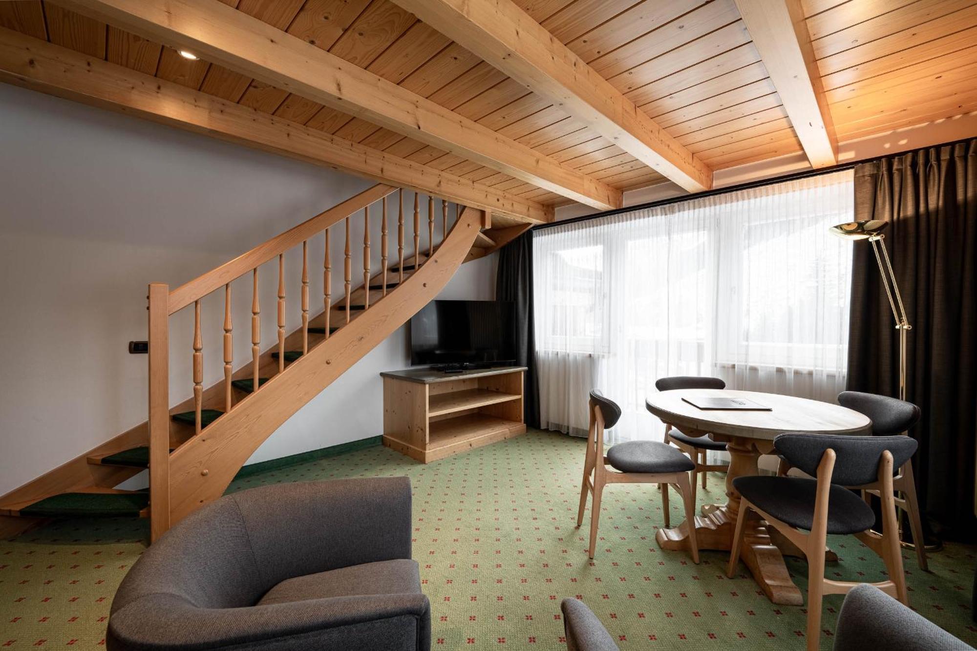 Croce Bianca Leisure & Spa Hotel Canazei Kültér fotó
