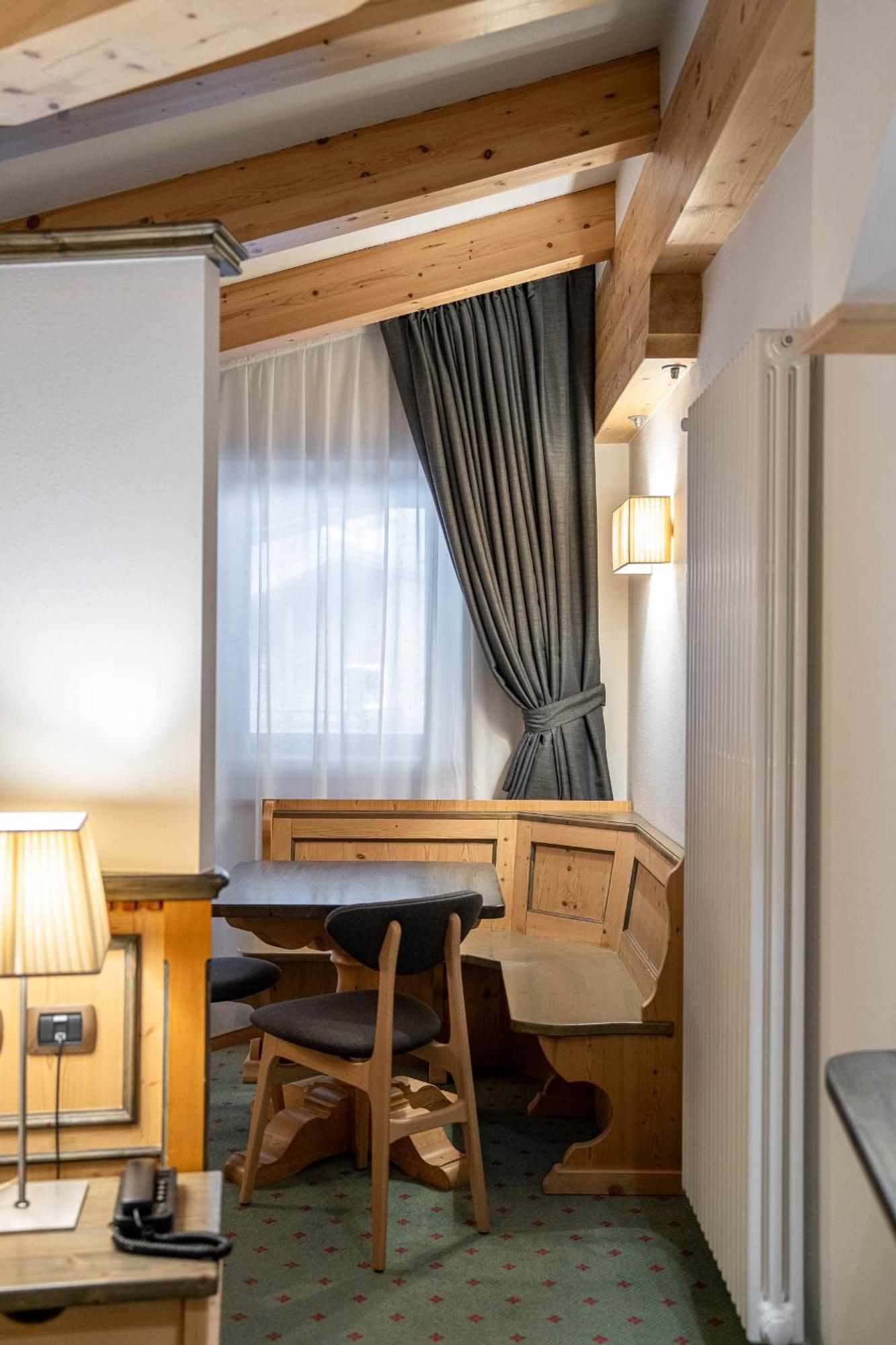 Croce Bianca Leisure & Spa Hotel Canazei Kültér fotó